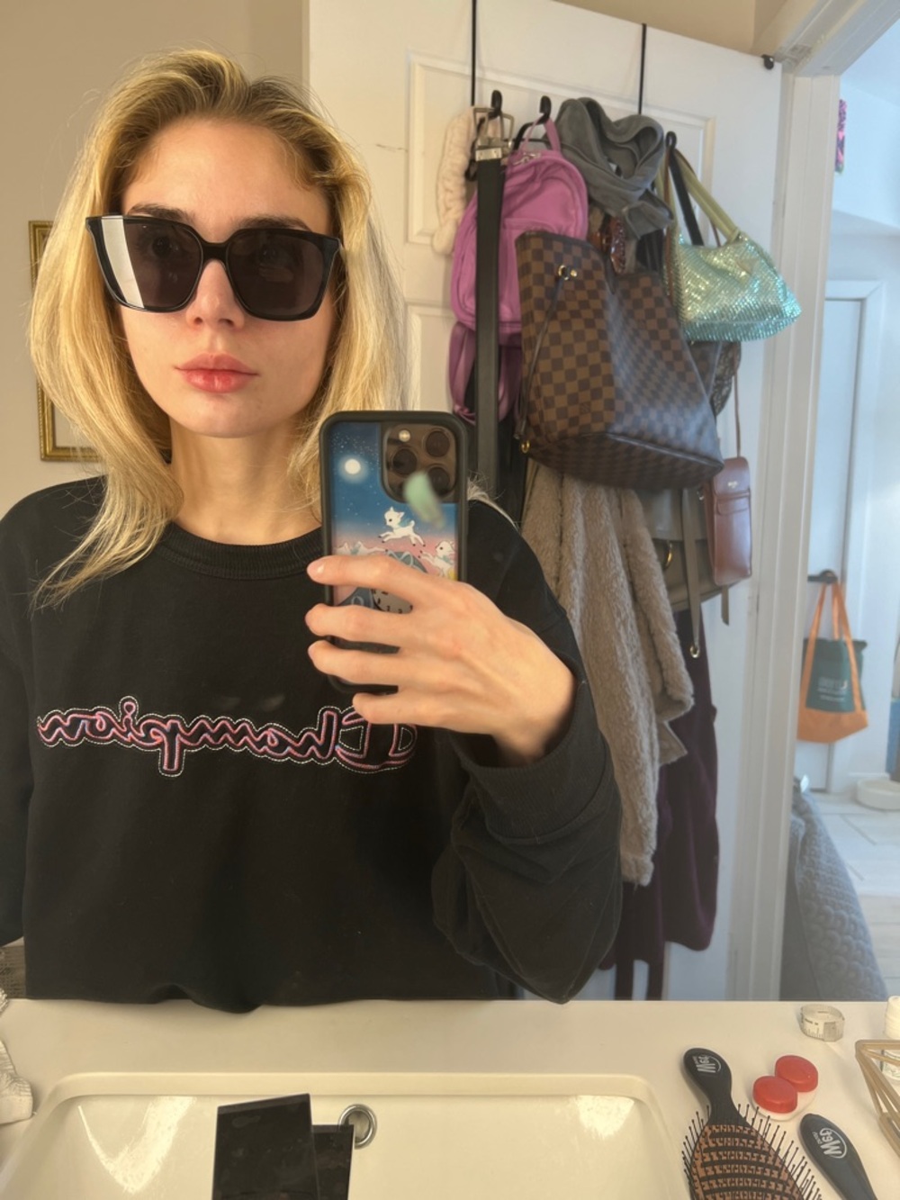 H&M Black Oversized Square Sunglasses - Picture 9 of 11